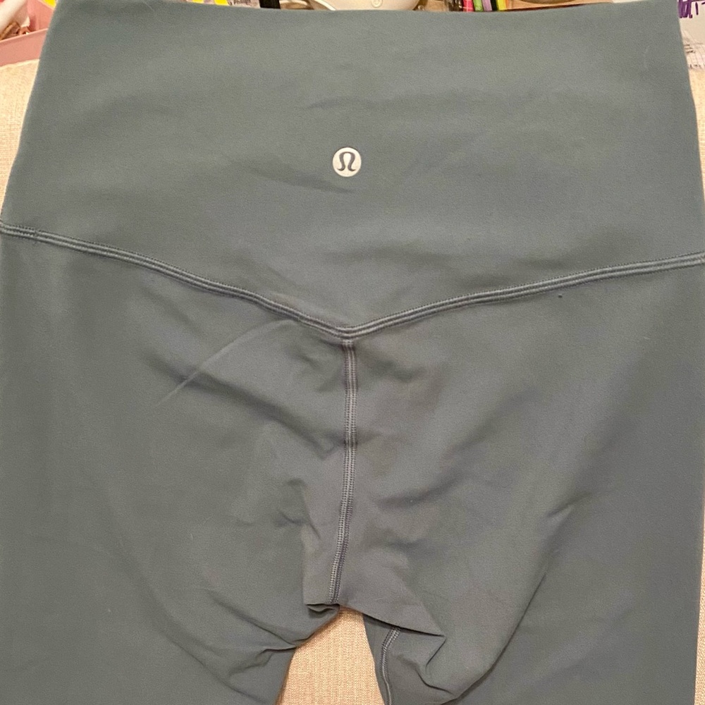 Lululemon Align II 25” pant Size 6 Mystic Green